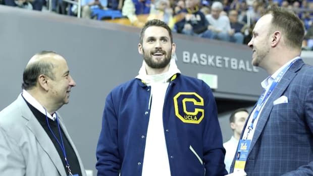 kevin_love_ucla_marquee_.jpg